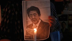 安倍元首相の逝去に対し、海外でも哀悼の意（写真:ロイター/アフロ）