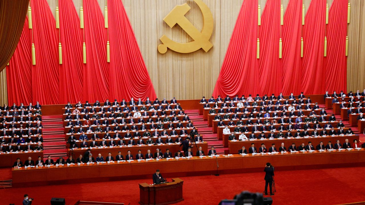 中国共産党の第20回党大会で演説する習近平中共中央総書記（写真:ロイター/アフロ）